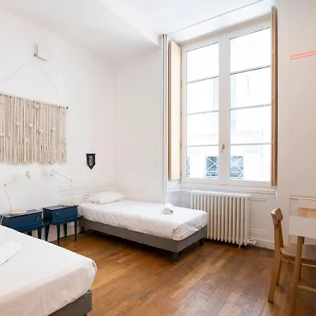 Slo Les Pentes (adults Only) *