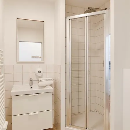 Slo Les Pentes (adults Only) *