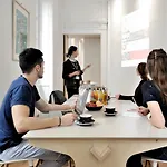 Slo Les Pentes (adults Only) 旅馆 里昂