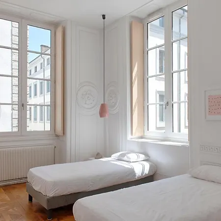 Slo Les Pentes (adults Only) Albergue *