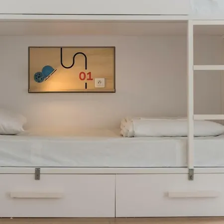 Albergue Slo Les Pentes (adults Only) *