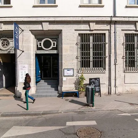 Slo Les Pentes (adults Only) Hostal