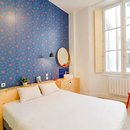 Slo Les Pentes (adults Only) Albergue Lyon