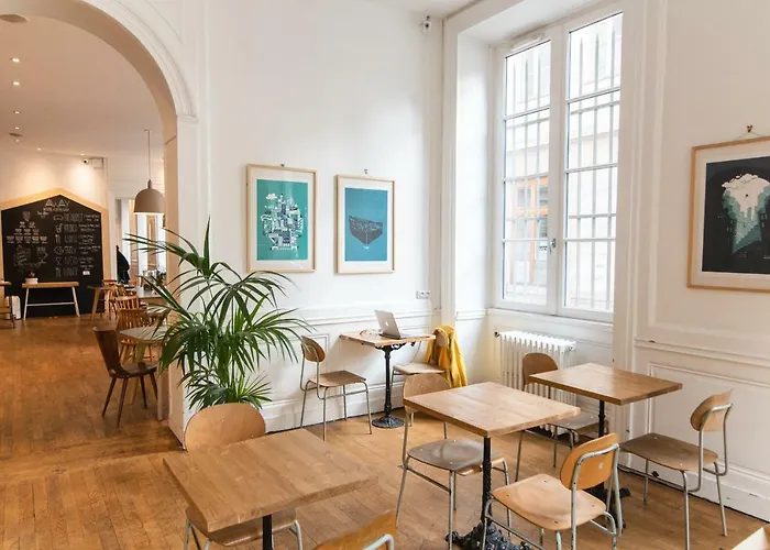 Slo Les Pentes (adults Only) * Lyon