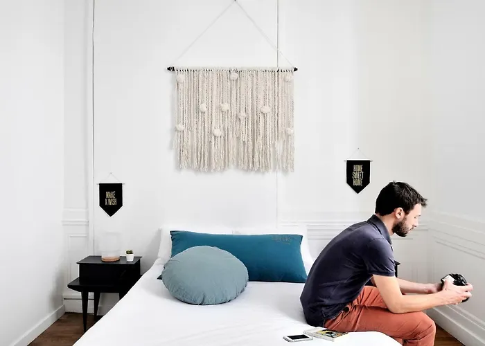 Slo Les Pentes (adults Only) Albergue *